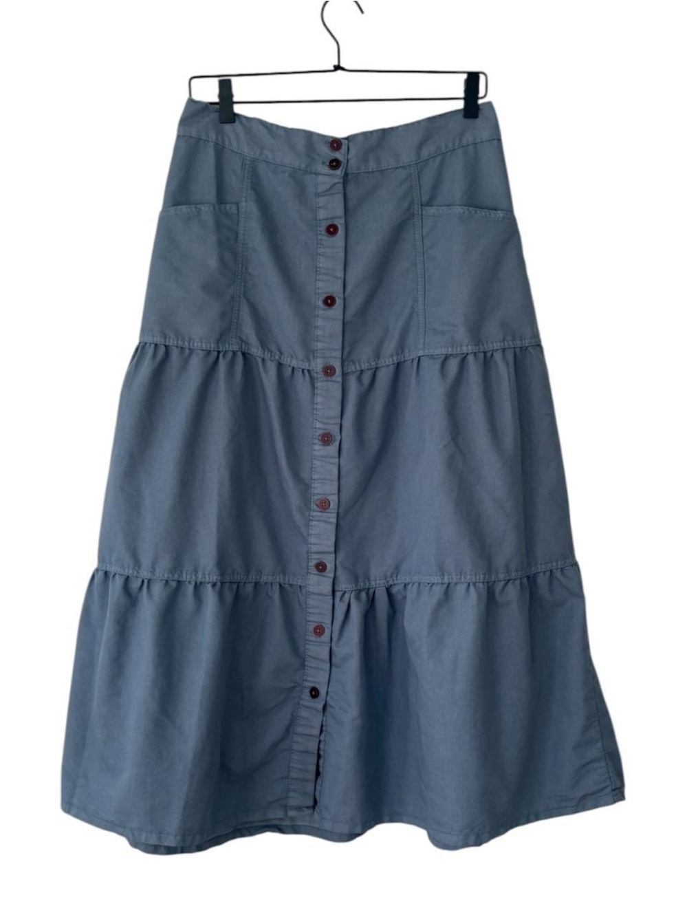 Deja Bleu Tiered Button-Front Midi Skirt in Dusty Blue